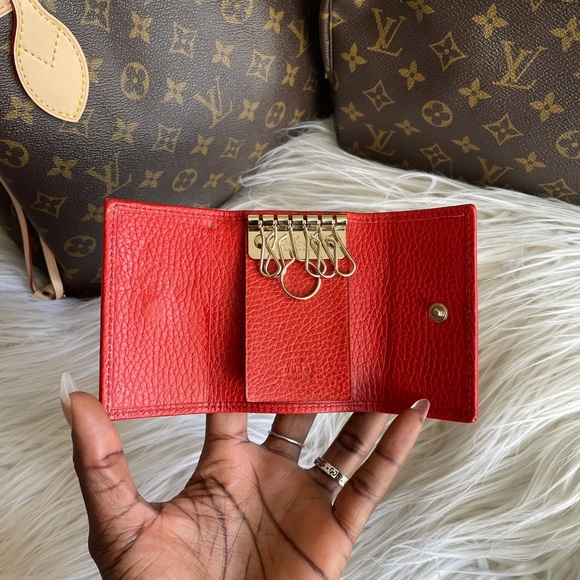 Gucci Trademark Red Key Case & Card Holder - Picture 5 of 9